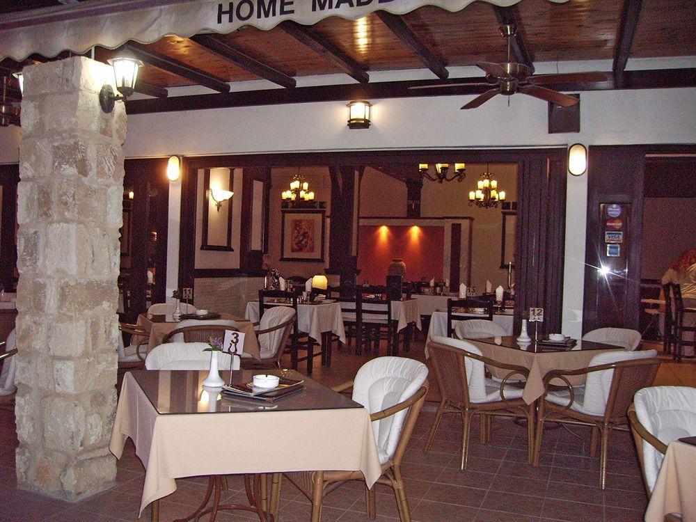 بافوس Tasmaria Aparthotel المظهر الخارجي الصورة
